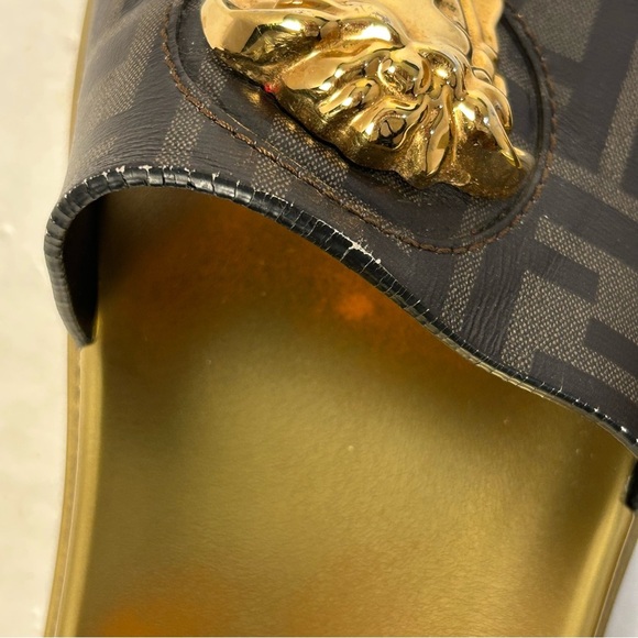 VERSACE x FENDI FENDACE Size EU 35 Slip On Pool Slide Vitello Calf Leather Gold - Picture 15 of 15